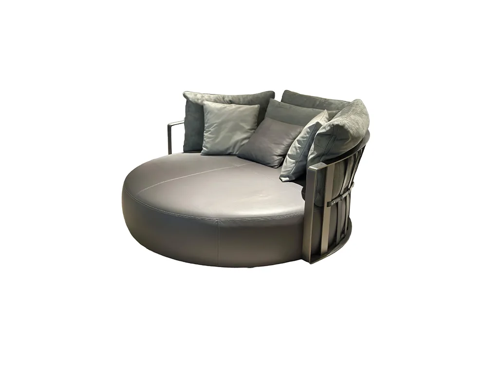 BOR Lounge Chairs M822