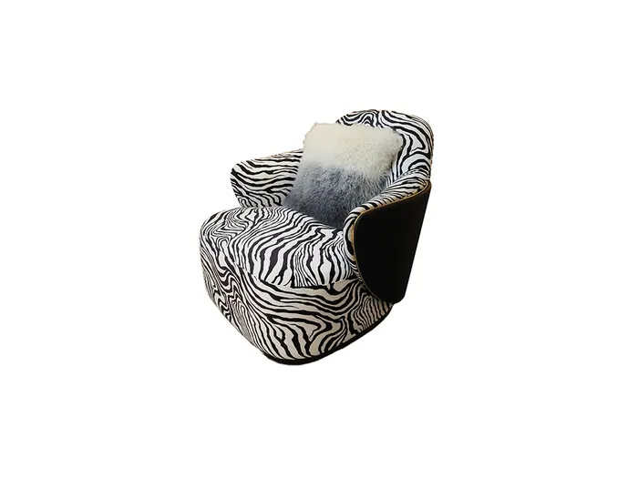 M812-B Lounge Chairs